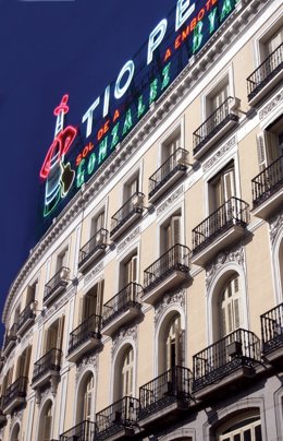 Fotomontaje Del Edificio De Restaura Con El Tío Pepe