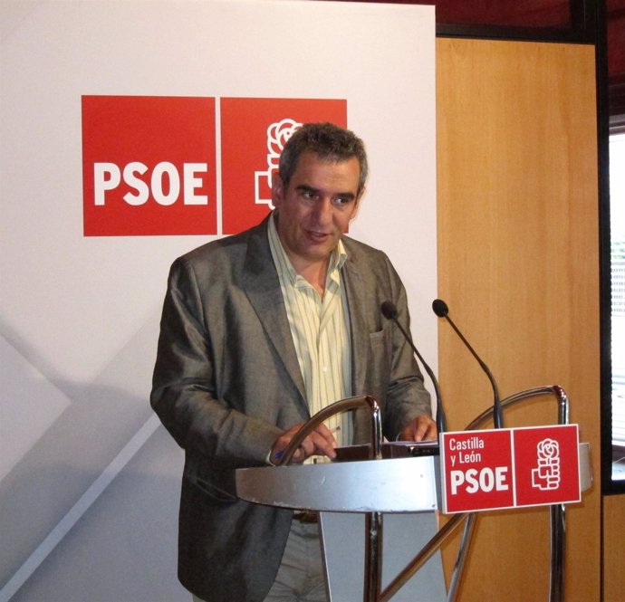 El Secretario Autonómico Del PSOE, Julio Villarrubia