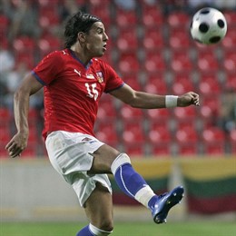el jugador Milan Baros de la República Checa
