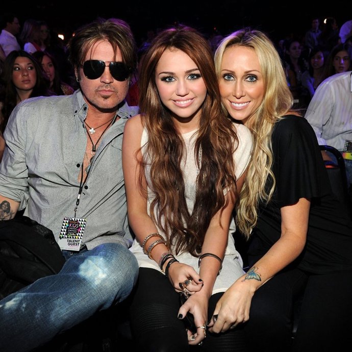 Miley Cyrus, Billy Ray y Tish Cyrus