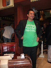 Pujante acusa a Valcárcel y a su Gobierno de "mirar hacia otro lado" ante la crisis y la corrupción