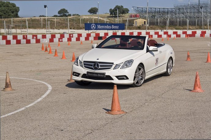 Cursos De Conducción De Mercedes-Benz
