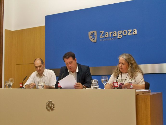 Presentación De 'Zaragoza En Blanco'