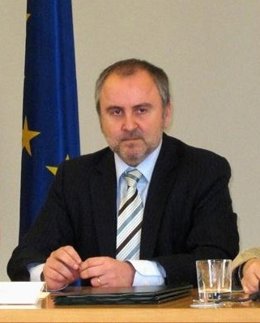 El Conseller De Justicia Y Bienestar Social, Jorge Cabré