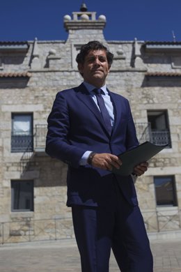 El Alcalde De Collado Villalba,  Agustin Juarez