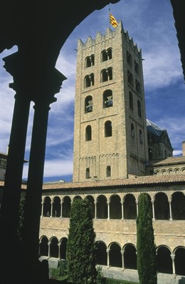 Iglesia De Santa Maria De Ripoll, Girona