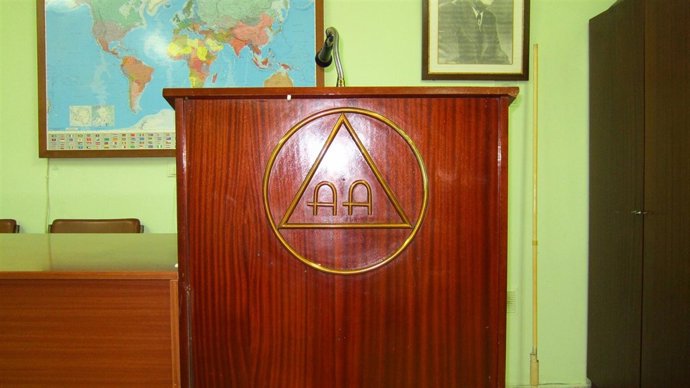 Logo Alcohólicos Anónimos