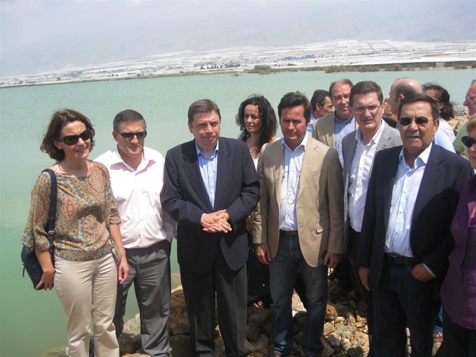 Luis Planas Visita La 'Balsa Del Sapo', En El Ejido (Almería)