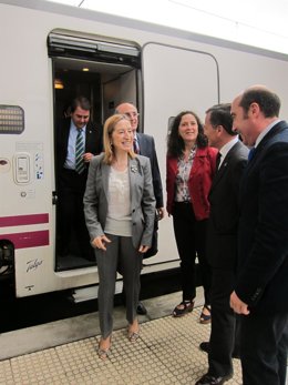 La Ministra De Fomento, Ana Pastor, En La Inaguración De Los Talgo Híbridos