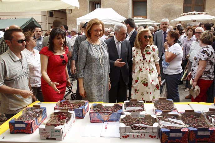 La Presidenta Rudi Ha Inaugurado La Feria De La Cereza De Bolea