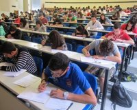Un total de 6.432 alumnos participen este año en las pruebas de Selectividad, que comienzan este lunes