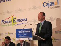 Rodríguez-Comendador asegura que la sucesión de Arenas se abordará "cuando toque", pero que "por ahora no toca"