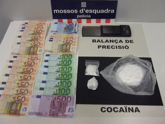 Dinero Y Droga Intervenida En Lleida