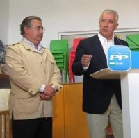 Arenas delega en Zoido la coordinación política del PP-A hasta el Congreso para no "intervenir en decisiones de futuro"