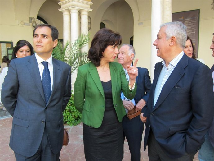 José Antonio Nieto, María Luisa Ceballos Y Javier Arenas