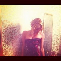 Miley Cyrus se compra lencería provocativa para Liam Hemsworth 