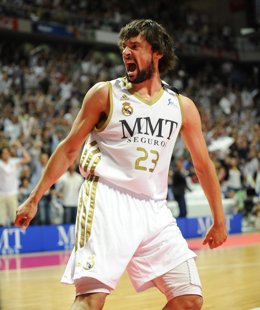 Sergio Llull En El Real Madrid - FC Barcelona Regal         
