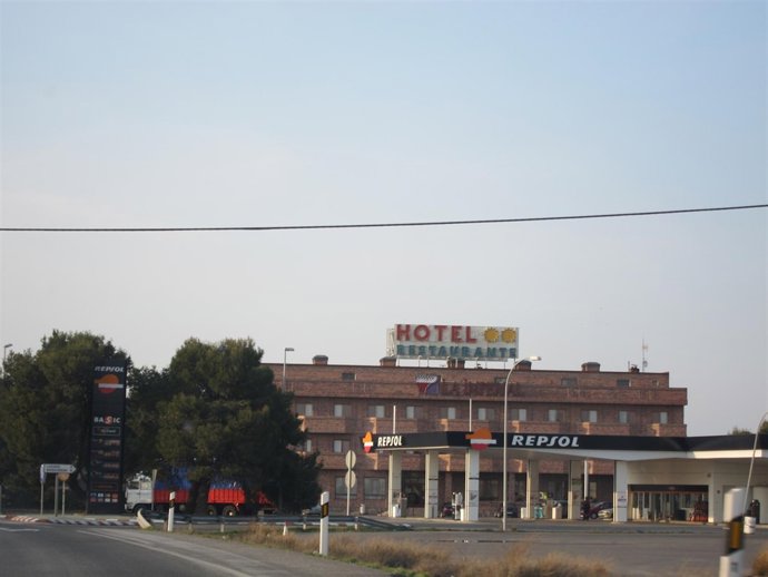 Gasolinera Y Hotel