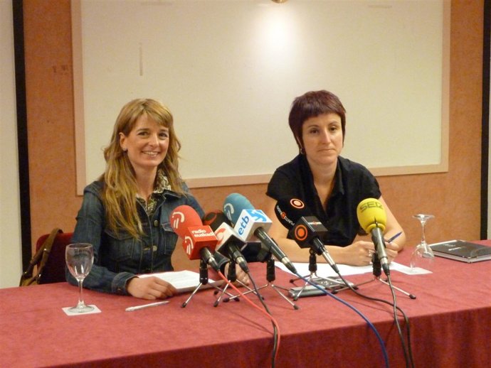 Ainhoa Zabalo Y Amaia Agirregabiria