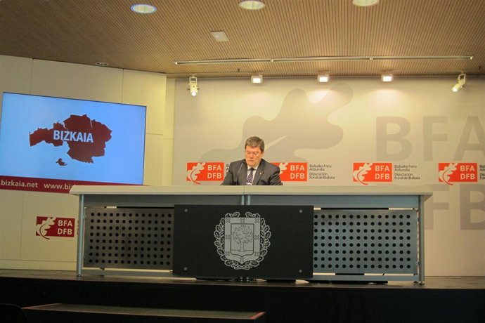 El Portavoz De La Diputación De Bizkaia, Juan María Aburto