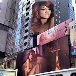 Rihanna en Times Square