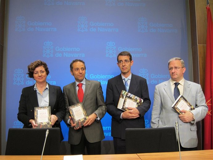 Mercedes Galán, Sánchez De Muniáin, Alfredo Floristán Y Luis Javier Fortún.