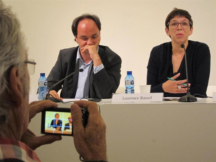 El Dtor Del MNAC Pepe Serra Y La Dtora De La Fund. Tàpies Laurence Rassel