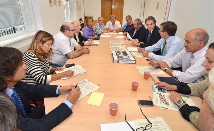 Reunión Vecinos General Dávila