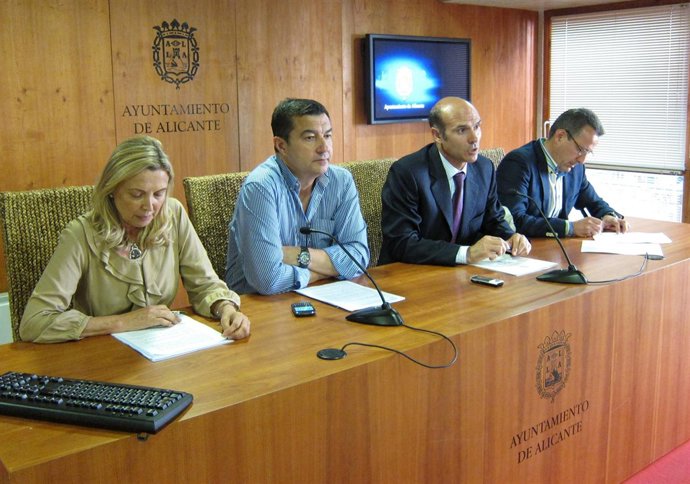Oti García Pertusa, Andrés Llorens, Juan Seva Y Mariano Postigo