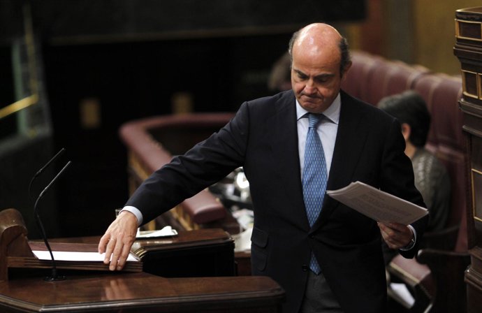 Luis De Guindos En El Congreso