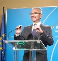 Junta da la "bienvenida" a la comisión de investigación de los ERE que permitirá acabar con "manipulaciones" del PP-A