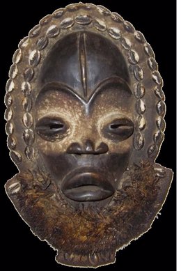 Exposición De Máscaras Africanas, Organizada Por La Fundación Canfranc