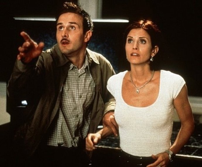 David Arquette y Courteney Cox en una escena de 'Scream 4'
