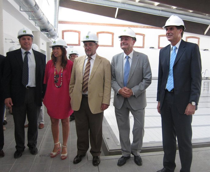 De la Torre con los responsables de Ordenación del Territorio y Deportes