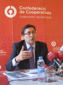 Emili Villascusa, Presidente De La Confederación De Cooperativas De La Comunitat