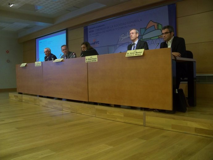 Presentación Del Congreso Médico En Bilbao
