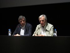 El Dtor De La Filmoteca De Catalunya Esteve Riambau Y El Cineasta Costa-Gavras