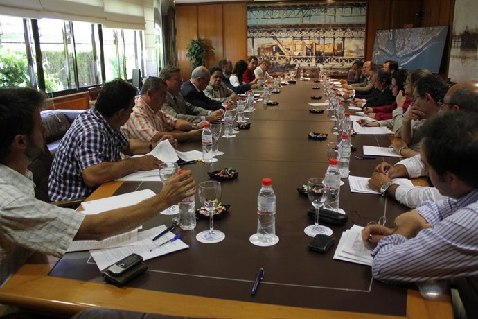 Reunión Para La Zona De Actividades Logísticas En El Puerto De Huelva.