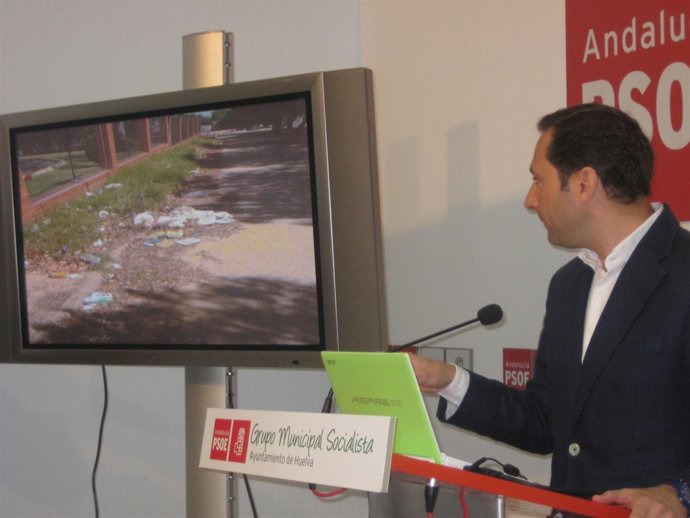 El Concejal Socialista En Huelva Alejandro Márquez.