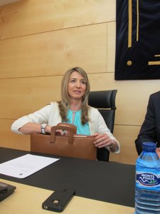 Alicia García En Su Comparecencia En Las Cortes.