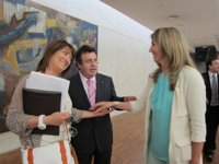 Oposición cree "muy bonitas" las cuentas de Cultura, una "huida hacia adelante" para justificar el recorte del 22%