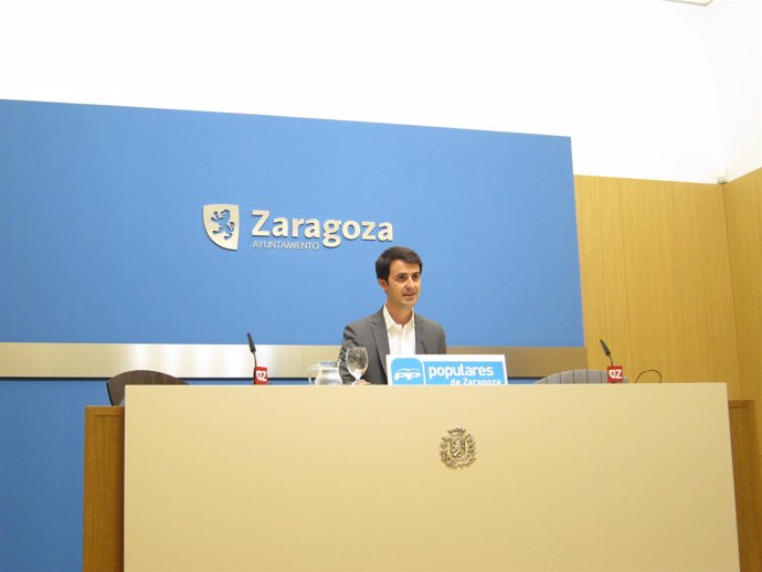 El Concejal Del PP En El Ayuntamiento De Zaragoza, Pedro Navarro