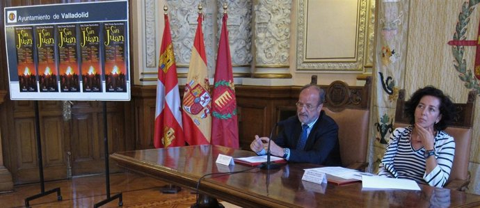 El Alcalde De Valladolid Y La Concejal Mercedes Cantalapiedra