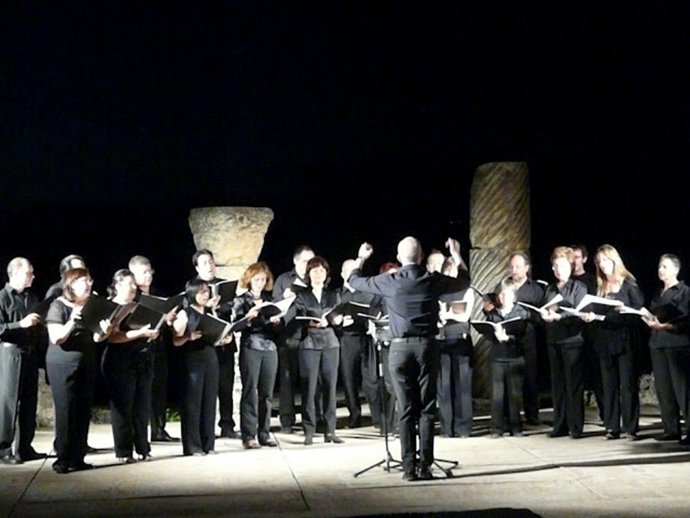 Coro Alameda En Una Actuación