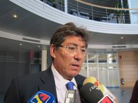 Aliaga considera que "la clave" para "afrontar" la problemática de la minería es "no perder el consenso"