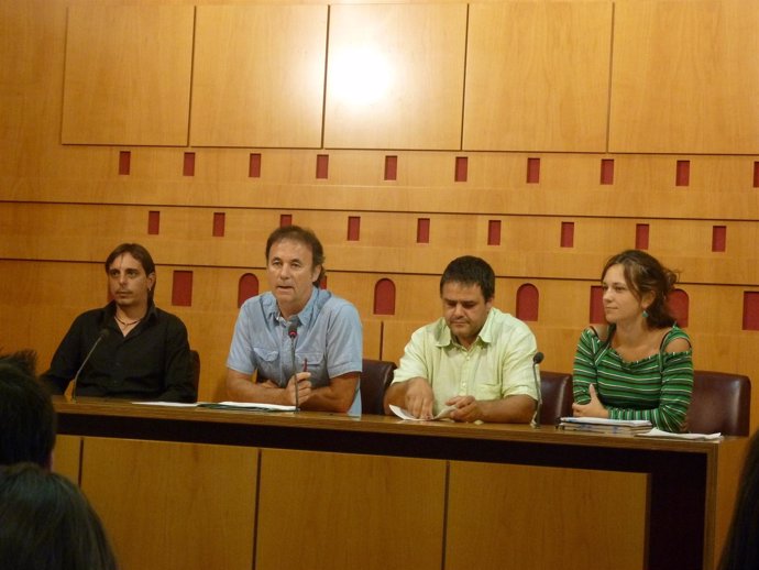 Rueda De Prensa De La Coalición Bildu En El Ayuntamiento De Vitoria