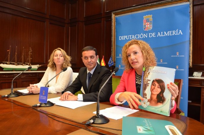 Presentación De Los Vuelos Almería-Rusia 