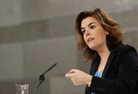 Sáenz de Santamaría respeta la independencia del CGPJ y destaca que el Supremo no vio delictiva la conducta de Dívar 