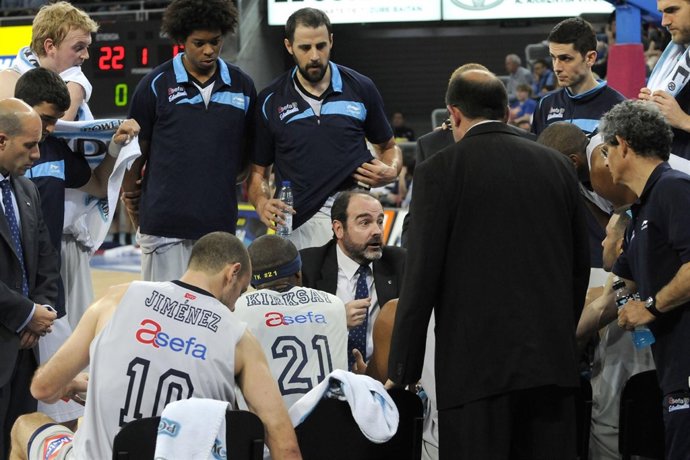 Trifon Poch Tiempo Muerto Estudiantes