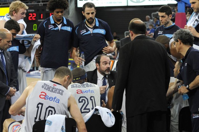 Trifon Poch Tiempo Muerto Estudiantes